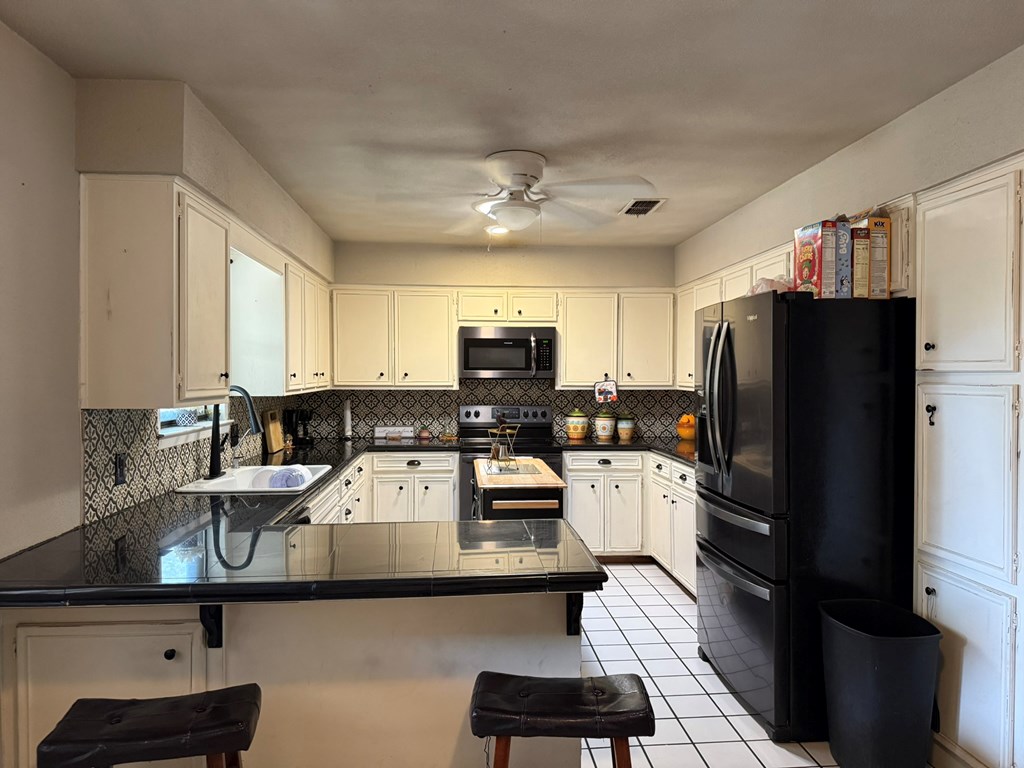 2504 Bellechasse Court, Midland, Texas image 10