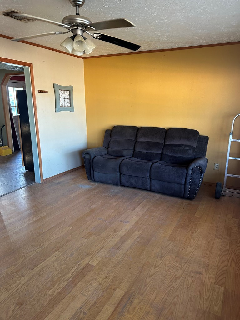 213 Moore Rd, Big Spring, Texas image 4