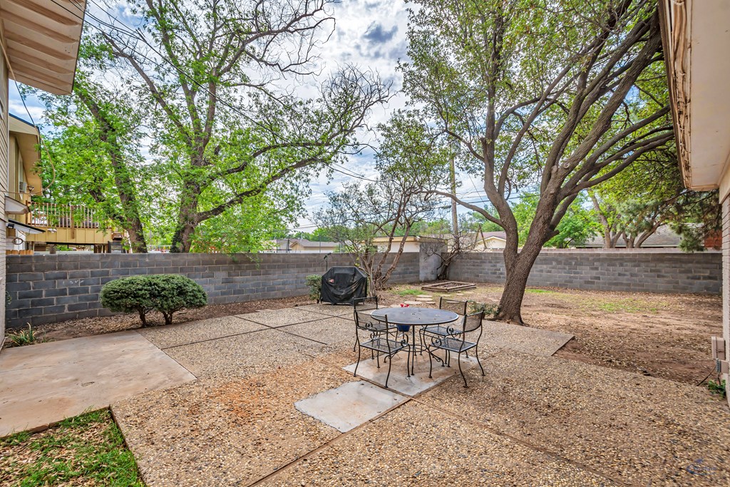 2611 Fannin Ave, Midland, Texas image 40