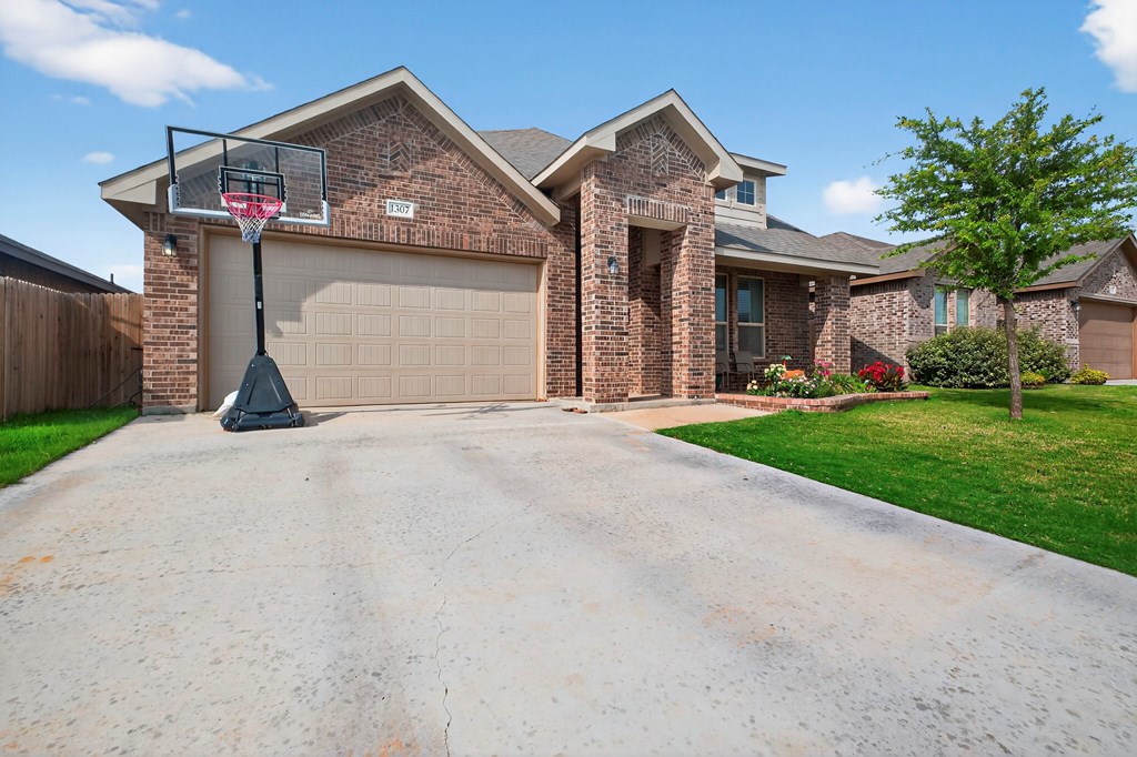 1307 Pavilion Pkwy, Midland, Texas image 2
