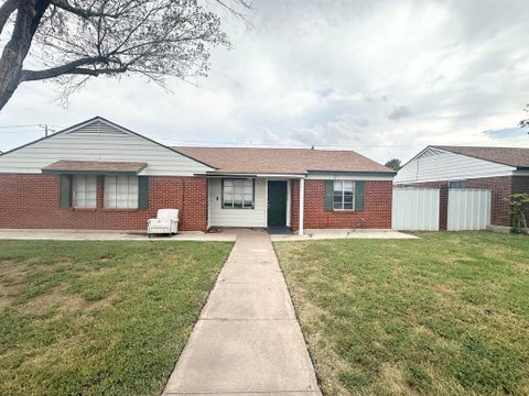 Multifamily For Rent - 3221 Storey Ave #A<br/> Midland, TX 79701