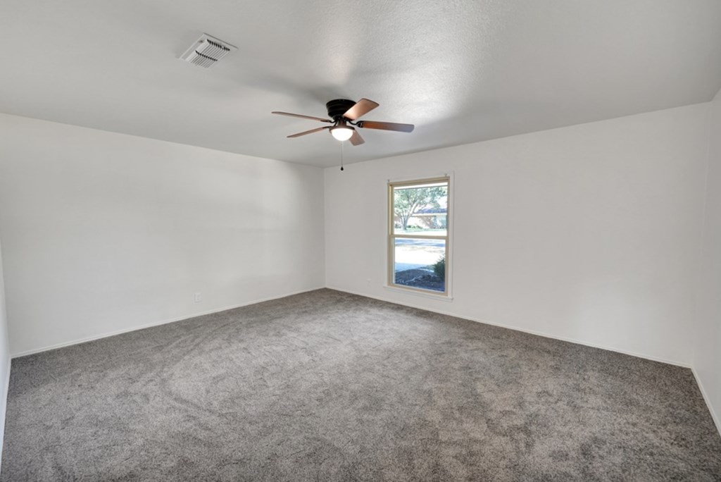 2 Auburn Court, Midland, Texas image 11