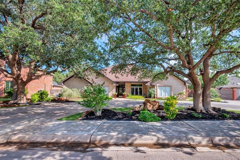 Homes For Sale - 4504 Bent Tree Trail<br/> Midland, TX 79707
