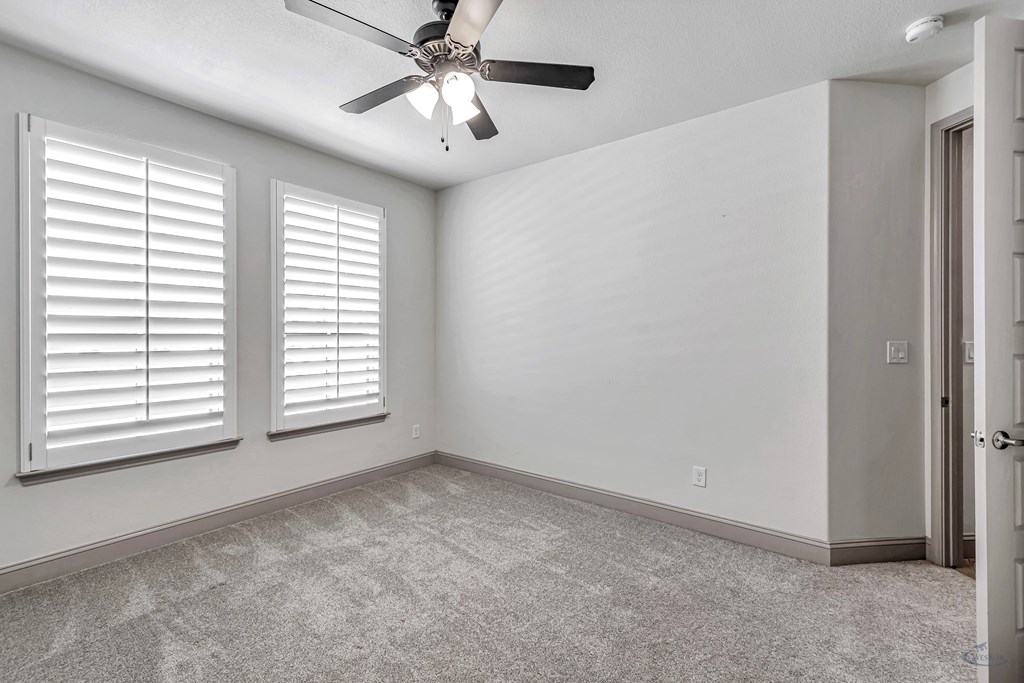 5621 Delaney, Midland, Texas image 18