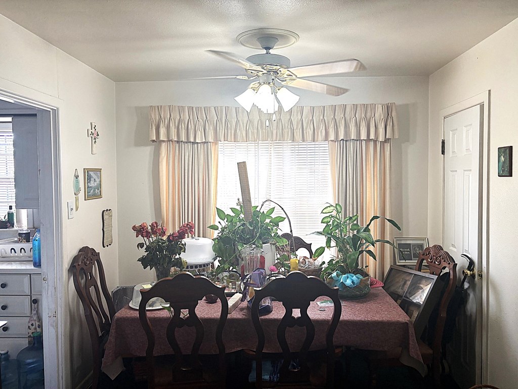 1122 E Cowden Ave, Midland, Texas image 3