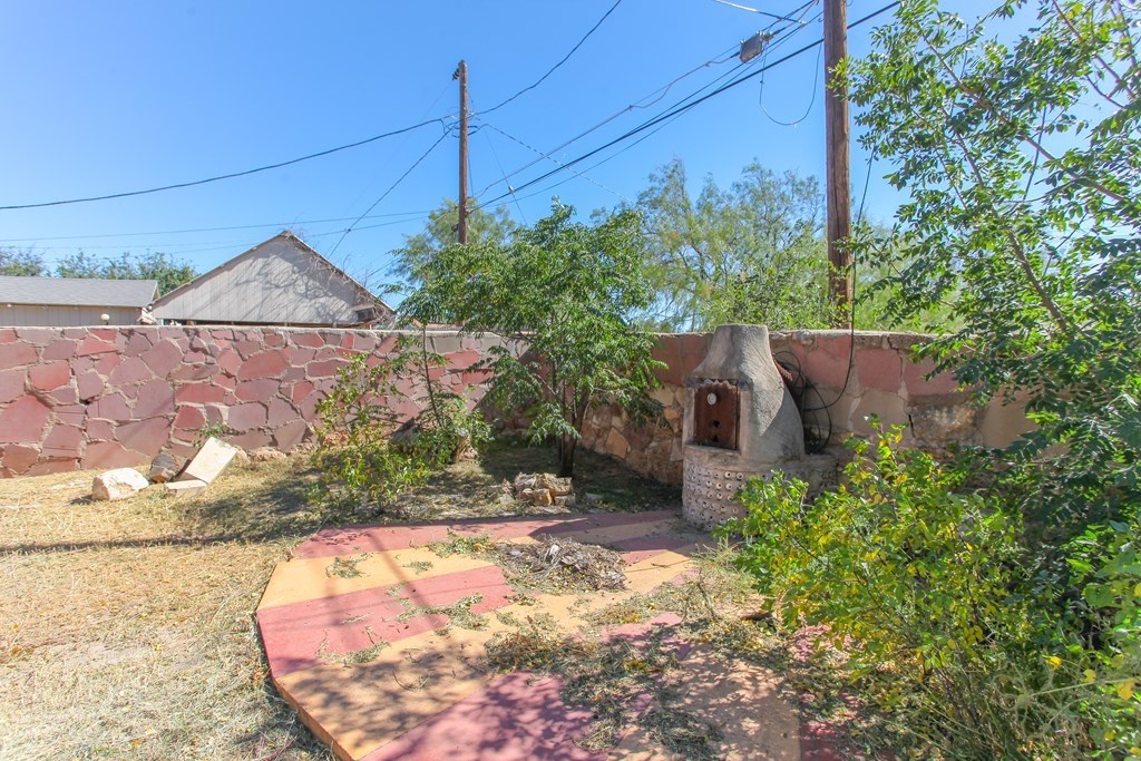 1004 E 15th St, Big Spring, Texas image 25
