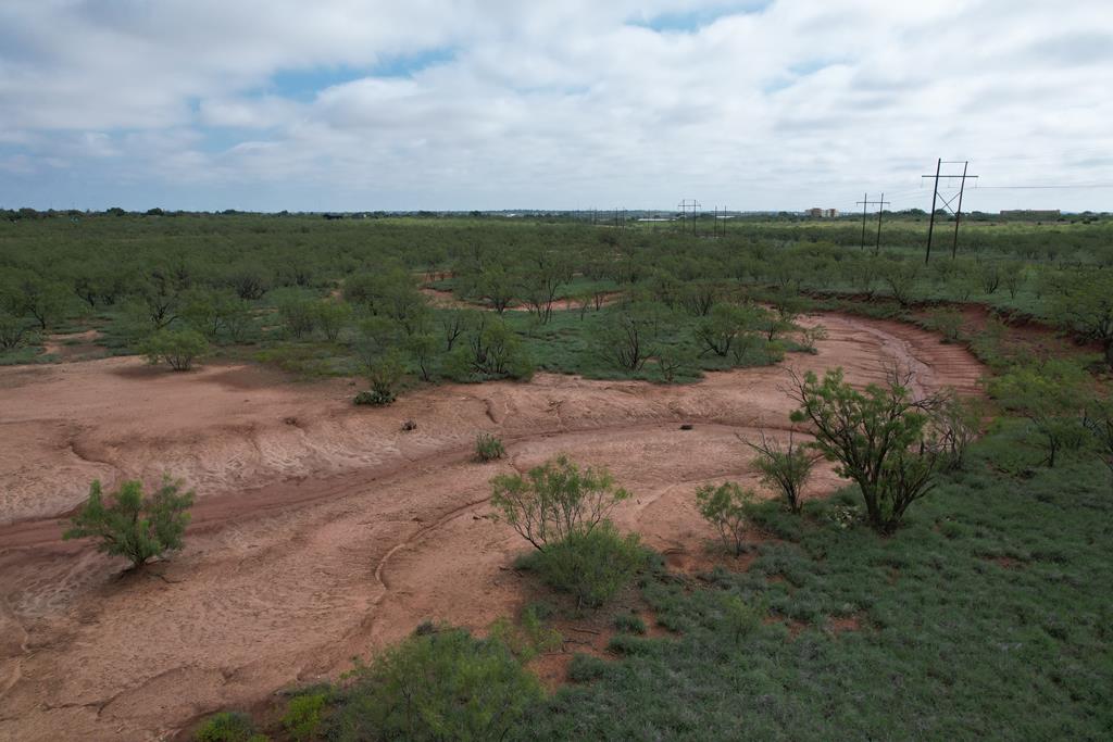 00003 Memorial Way, Snyder, Texas image 8