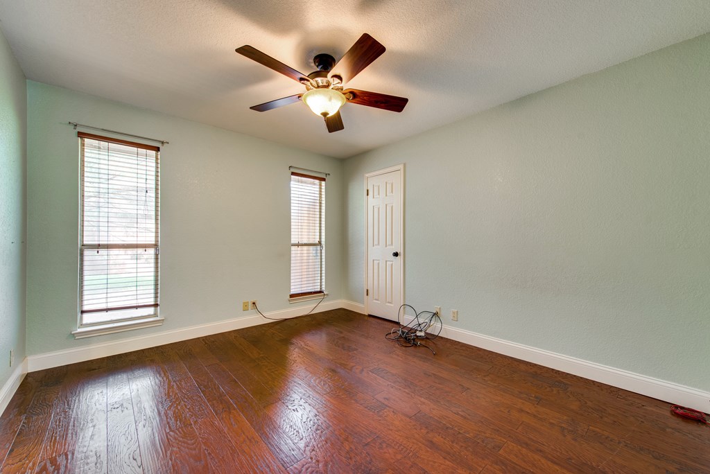 1910 Centerview, Midland, Texas image 27