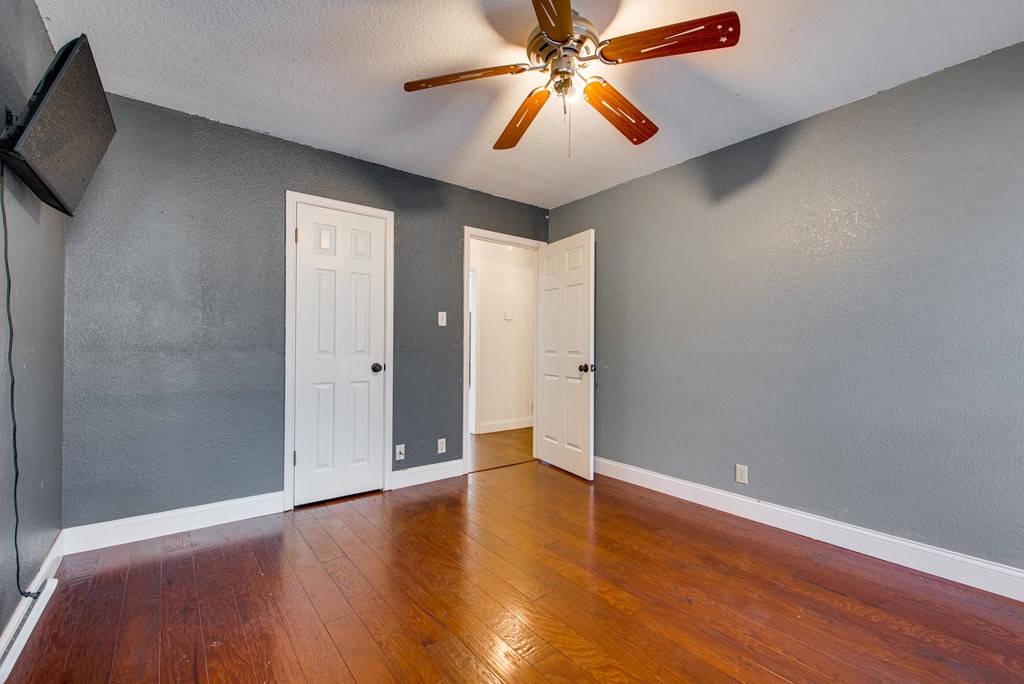 1910 Centerview, Midland, Texas image 32