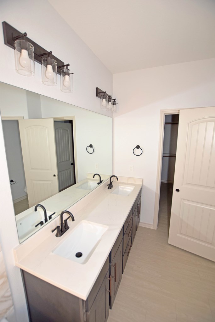 8639 Fortuna Crt Ct, Odessa, Texas image 29