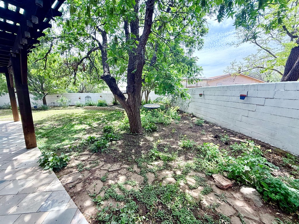 1708 37th St, Snyder, Texas image 11