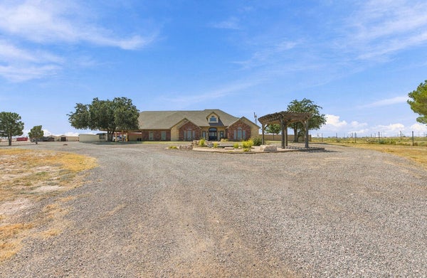 200 E FM 1379, MIDLAND, TX 79706 - Image cfbb0fdb7c2022e2f8e4941d4089c0e9/1155409335