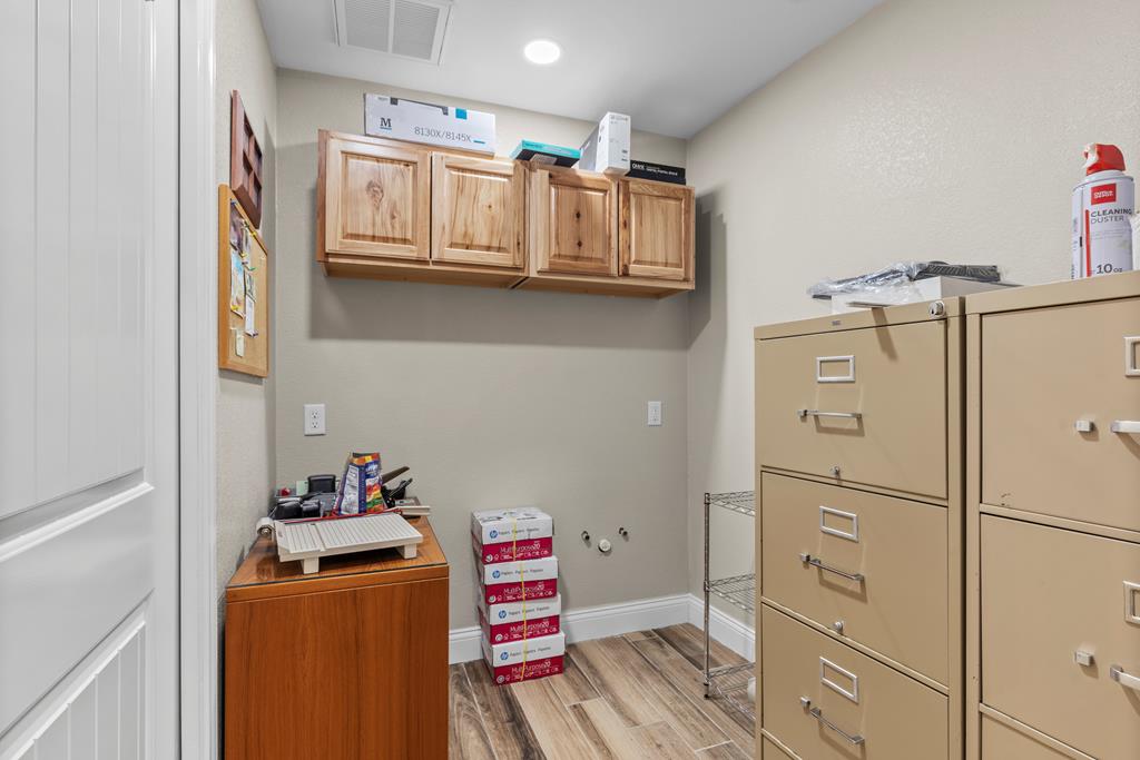 4000 Baybrook Dr, Midland, Texas image 31
