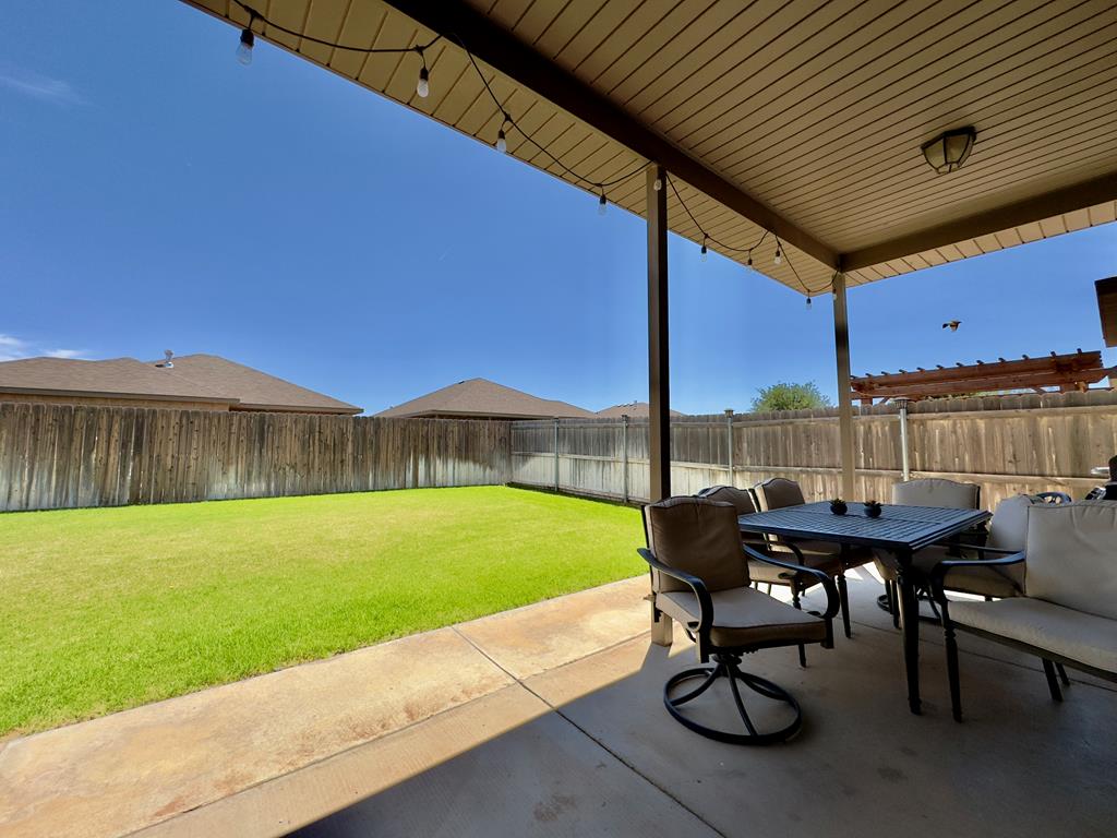6906 Lone Star Lane, Midland, Texas image 32