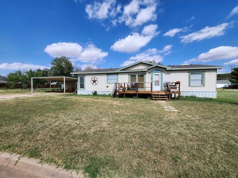 Mobile Home For Sale - 308 N 4th<br/> Coahoma, TX 79511