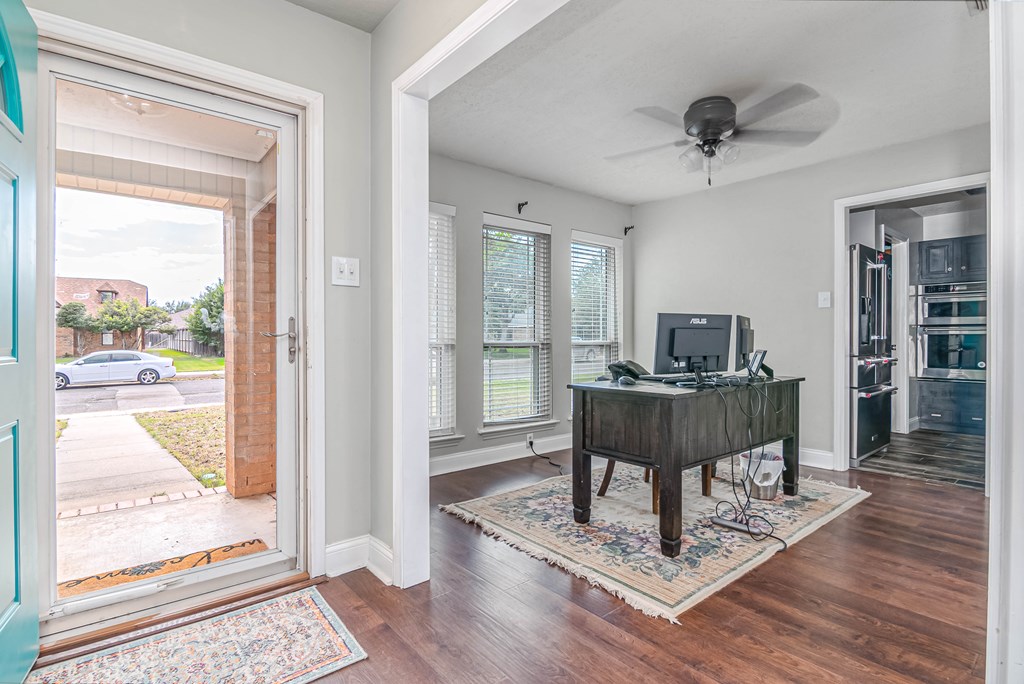 4404 Westminister Dr, Midland, Texas image 3
