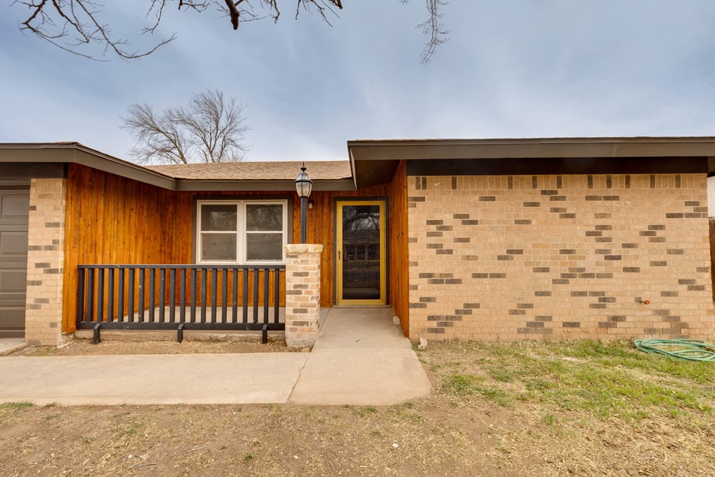 4047 Vicky St, Big Spring, Texas image 2
