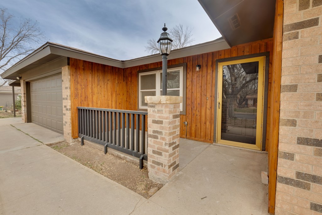 4047 Vicky St, Big Spring, Texas image 3