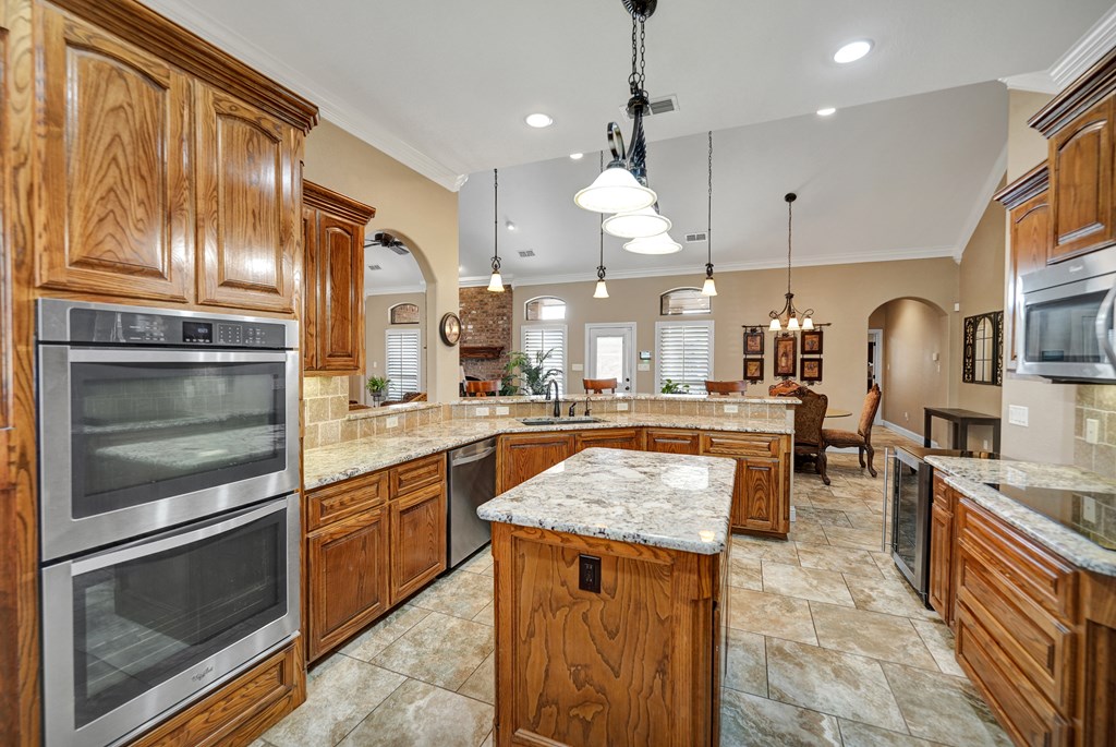 2012 Mosswood Dr, Midland, Texas image 13