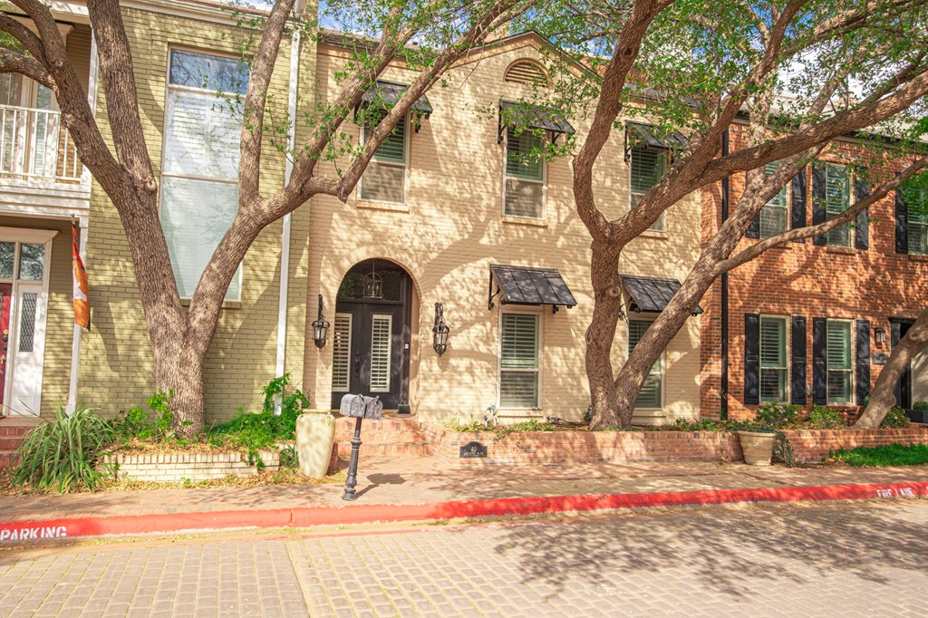 40 Lafayette Place, Midland, Texas image 2