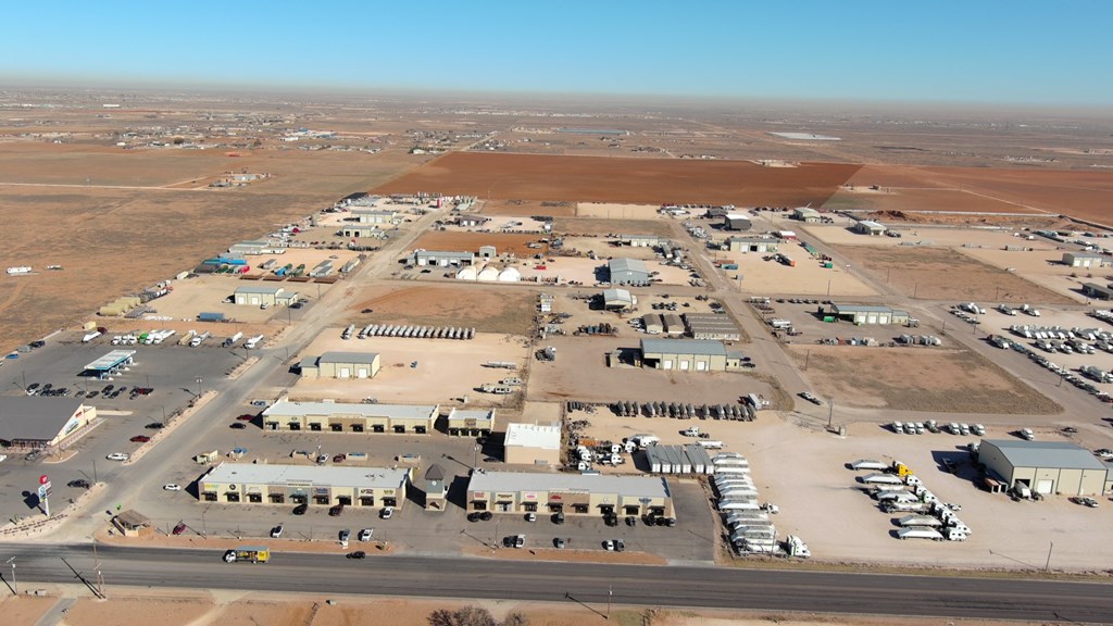 1609 S County Rd 1102, Midland, Texas image 6