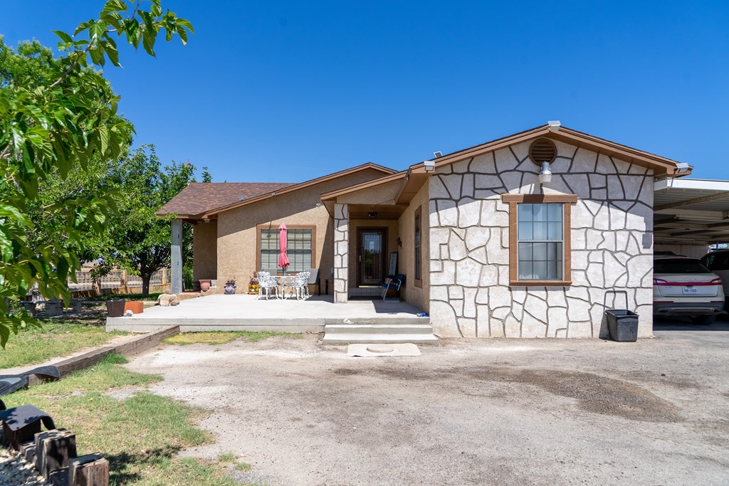 1108 N Schlegal, Fort Stockton, Texas image 4