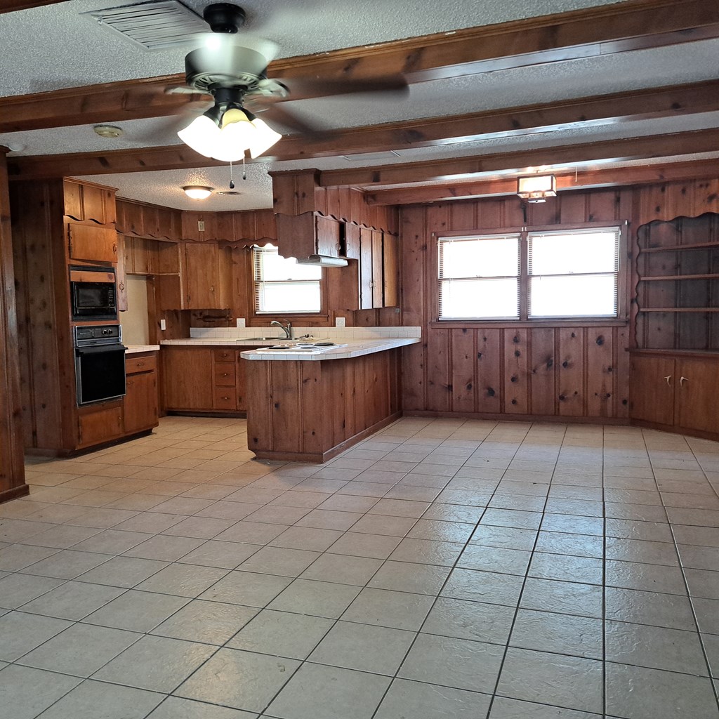 1305 Westover Dr, Anson, Texas image 6