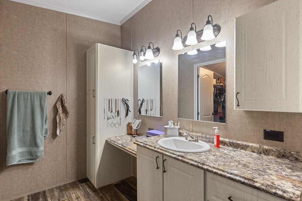 22918 S County Road 1186, Midland, Texas image 29