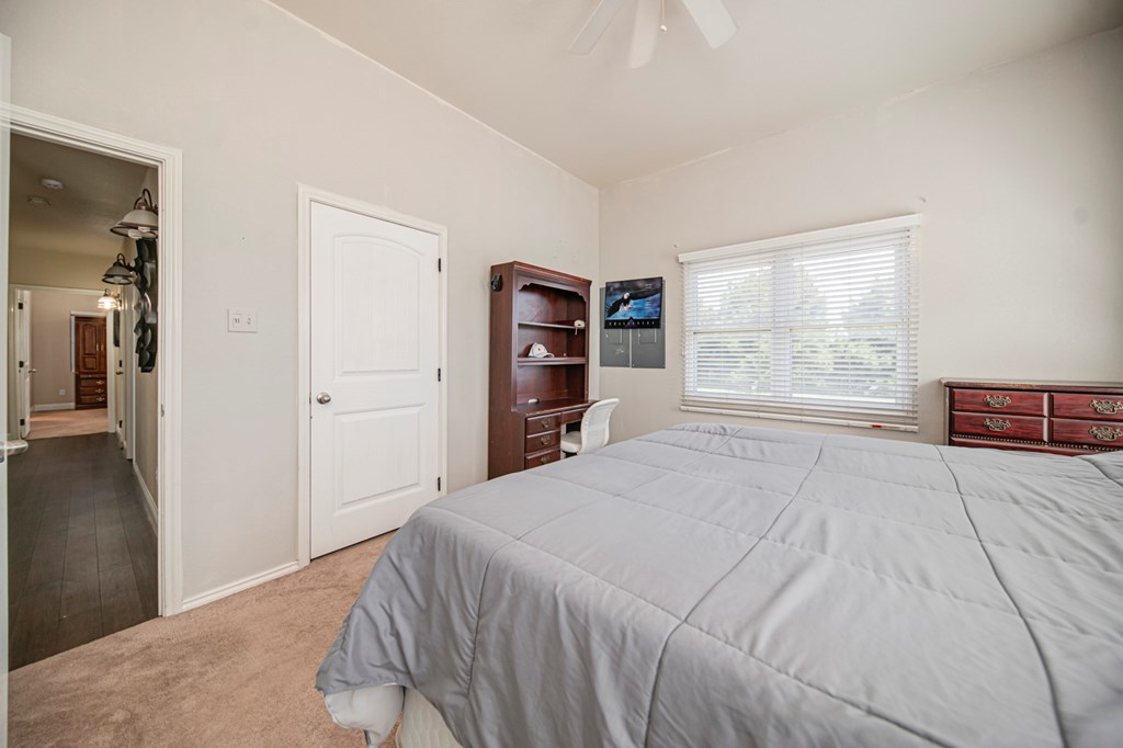 6415 Fern, Midland, Texas image 33