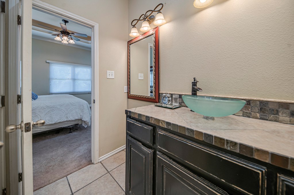 6415 Fern, Midland, Texas image 48