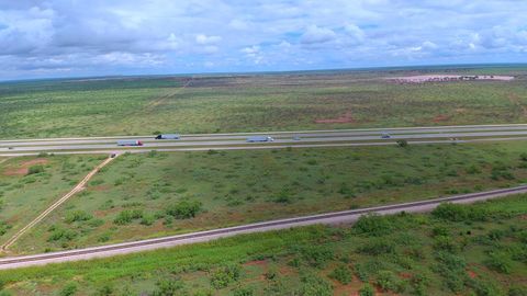 Vacant Land For Sale - 0000 I-20 Service Rd<br/> Coahoma, TX 79511