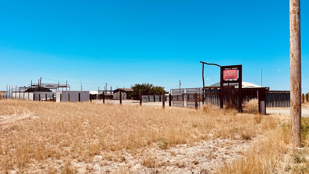 1613 W San Antonio St, Marfa, Texas image 18