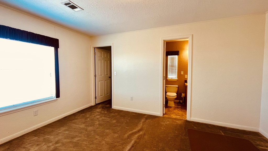 1613 W San Antonio St, Marfa, Texas image 44