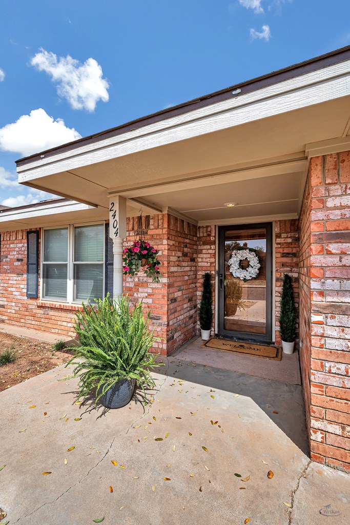 2404 Bellechasse Court, Midland, Texas image 3