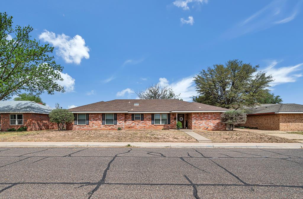 2404 Bellechasse Court, Midland, Texas image 1
