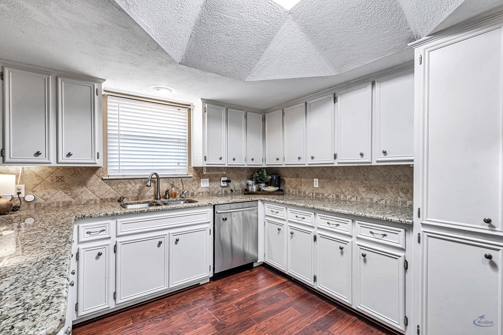 2404 Bellechasse Court, Midland, Texas image 16