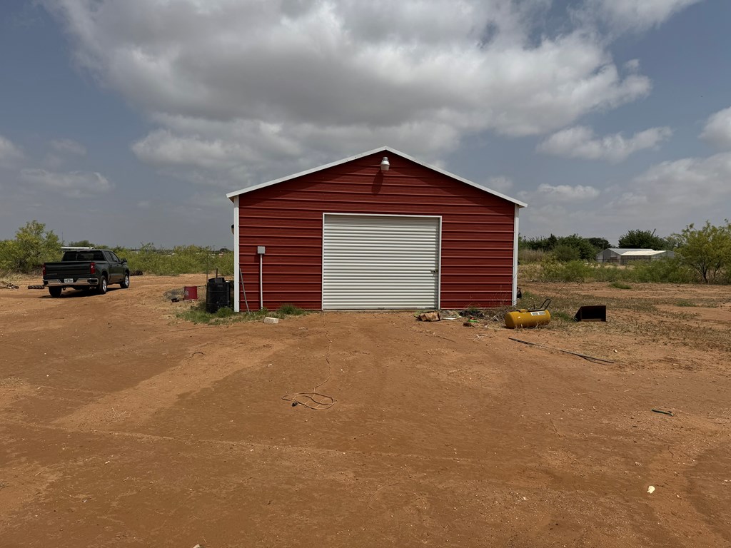 4712 S County Rd 1200, Midland, Texas image 18