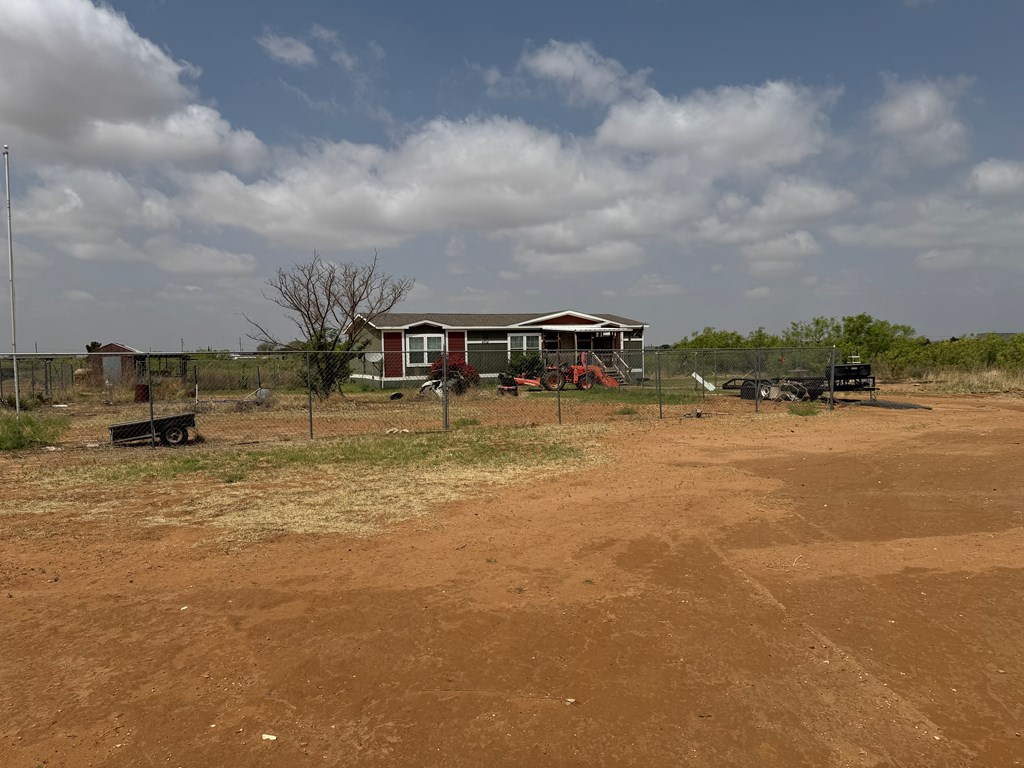 4712 S County Rd 1200, Midland, Texas image 17