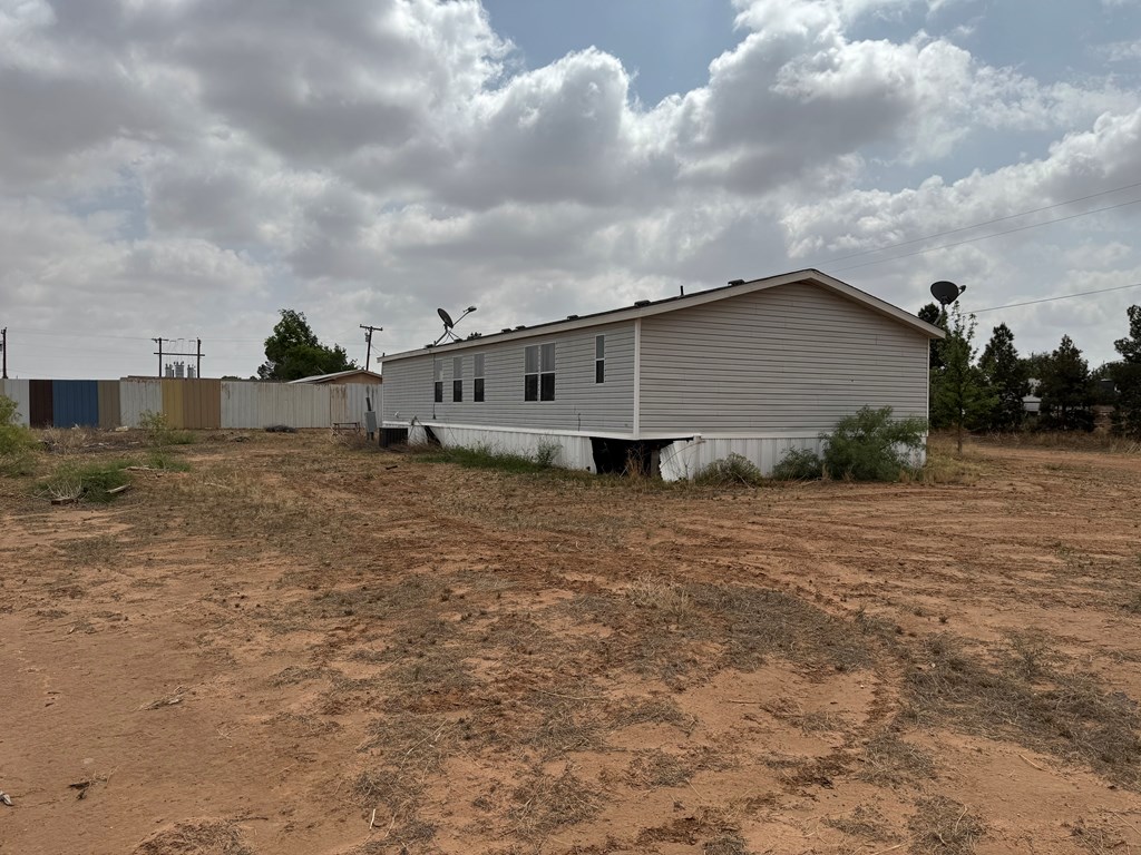 4712 S County Rd 1200, Midland, Texas image 13