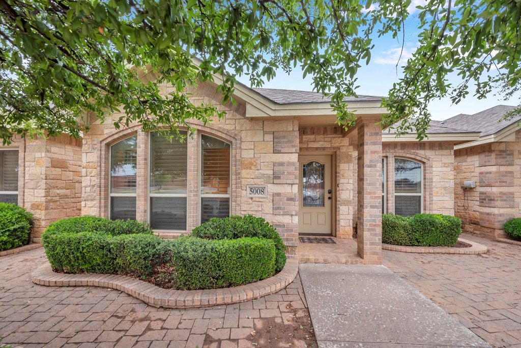 5008 Preston Dr, Midland, Texas image 2