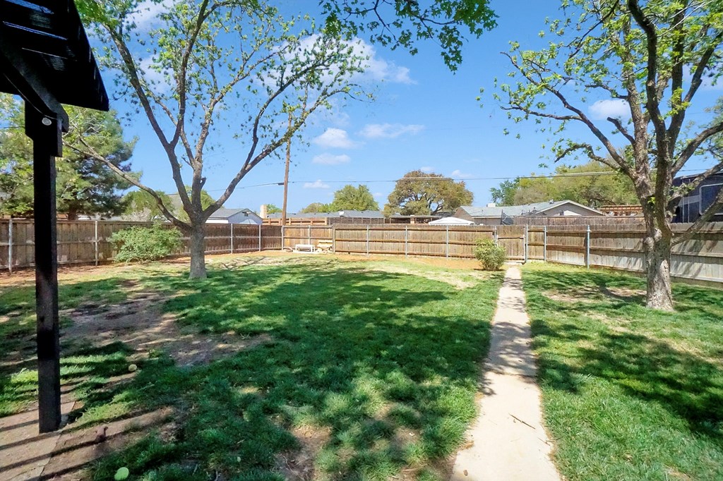 2312 Auburn Place, Midland, Texas image 35