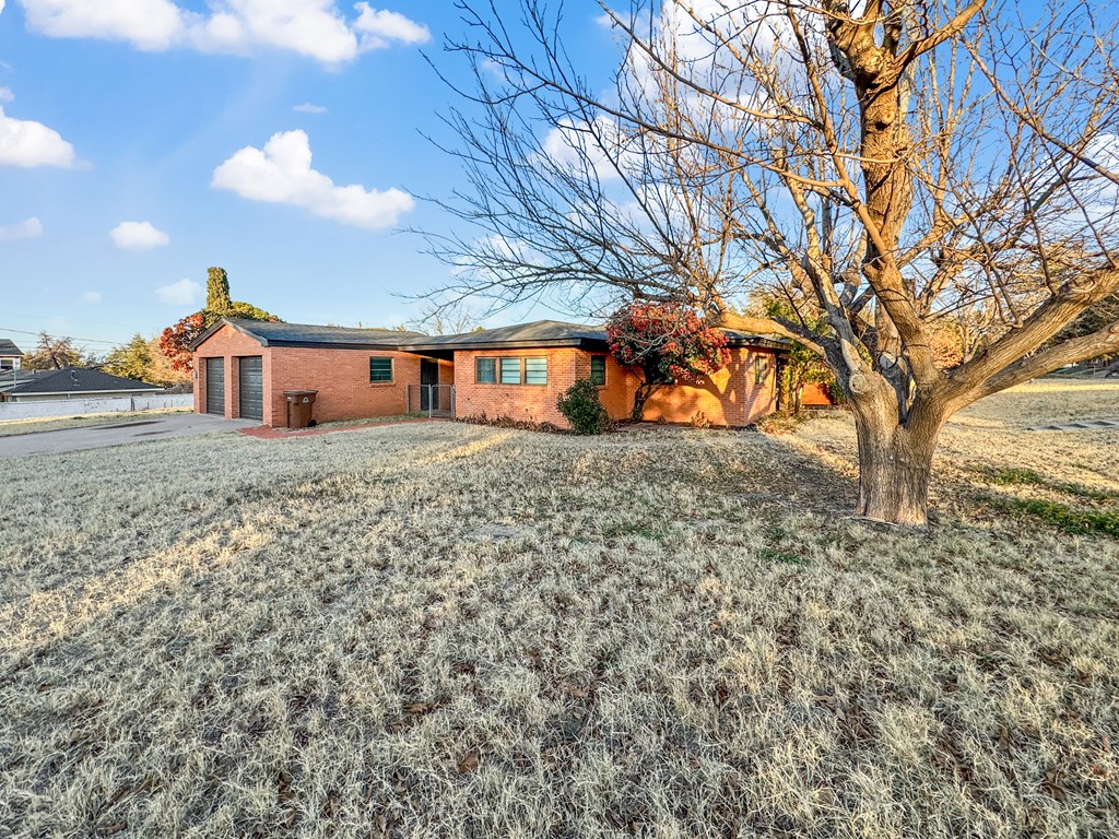 610 Hillside Dr, Big Spring, Texas image 4