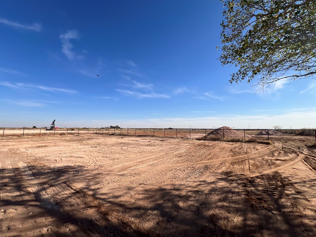 E County Rd 150, Midland, Texas image 11