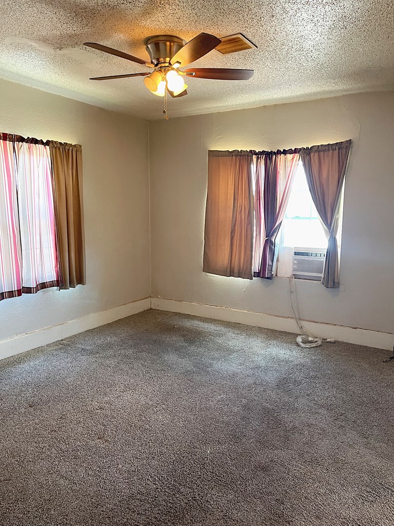 501 E 15th St, Big Spring, Texas image 27