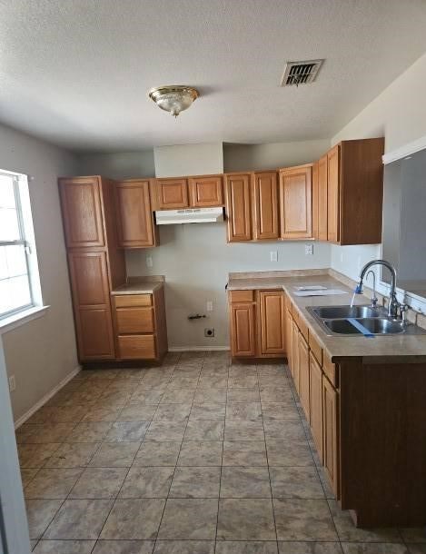 200 E Spruce Ave, Midland, Texas image 9