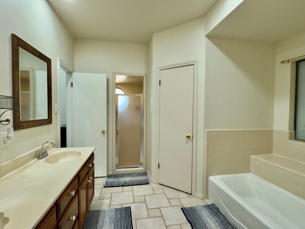 3612 Oakridge Dr, Midland, Texas image 29