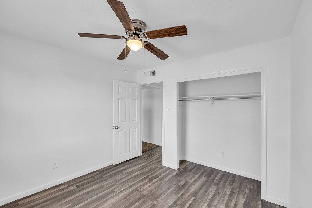 203 Waverly Dr, Midland, Texas image 12