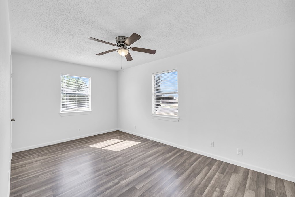 203 Waverly Dr, Midland, Texas image 13