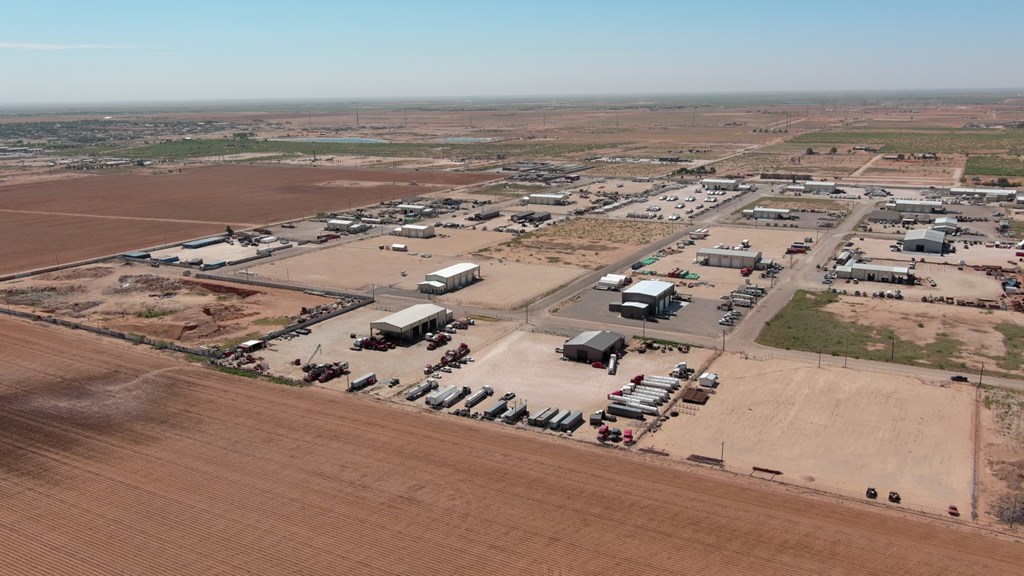 8703 E County Rd 95, Midland, Texas image 4