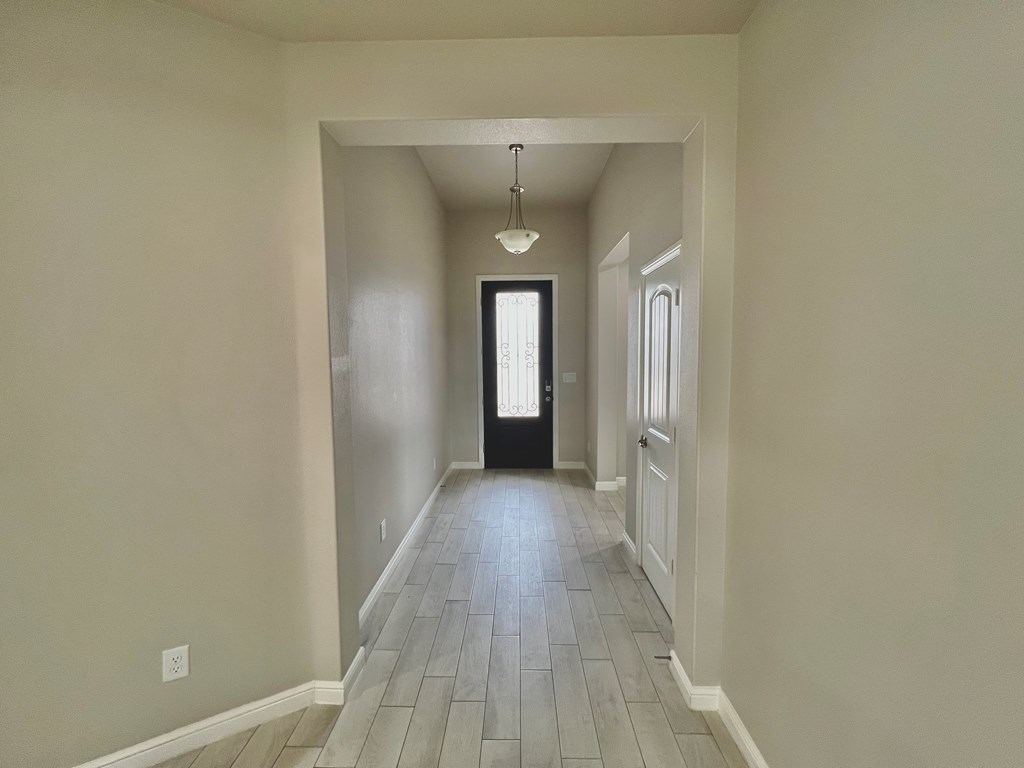 3108 Mearns Ct, Midland, Texas image 7